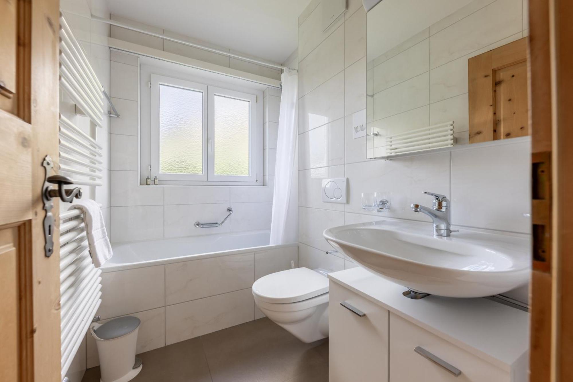 Cosy Apartment Facing Piz Rosatsch St. Moritz Exteriör bild